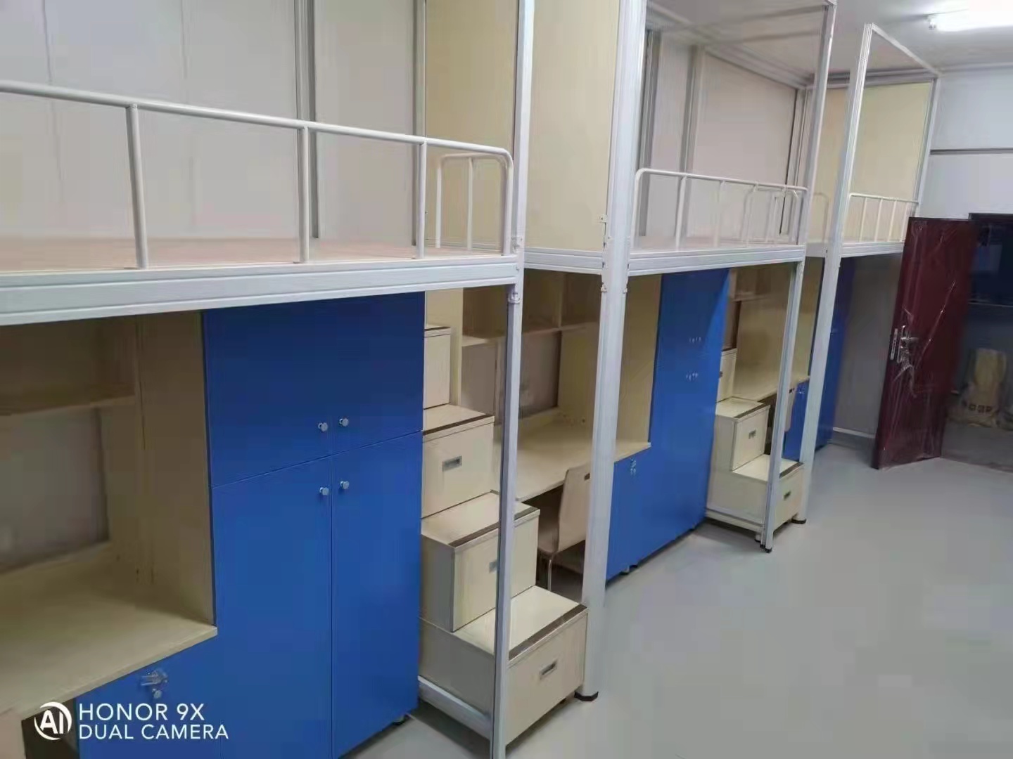 這個園區(qū)的宿舍公寓床我包了！