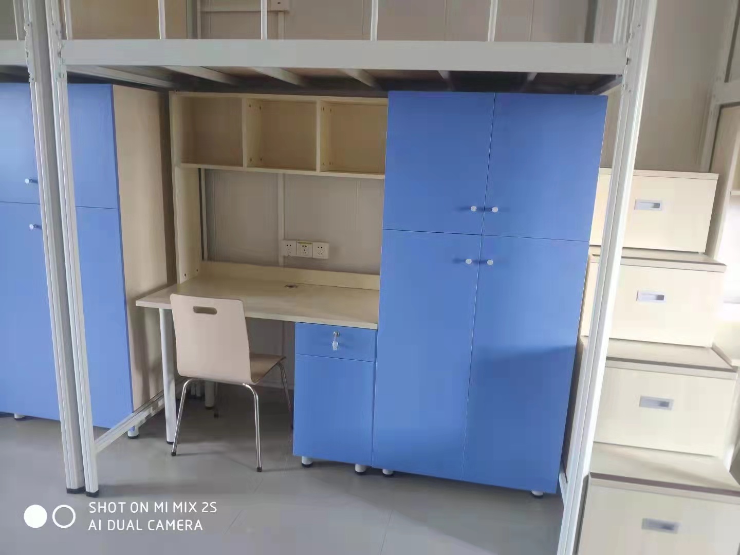 這個園區(qū)的宿舍公寓床我包了！